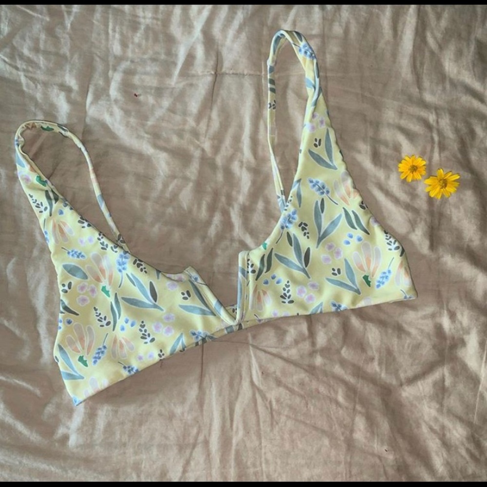 Traded—Benoa Nami top!